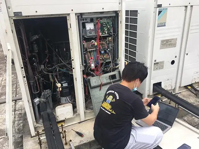 冷氣清洗現場 4