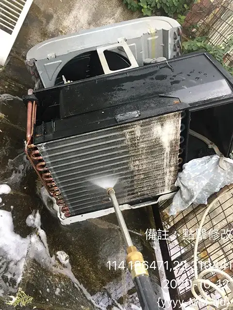 冷氣清洗現場 11